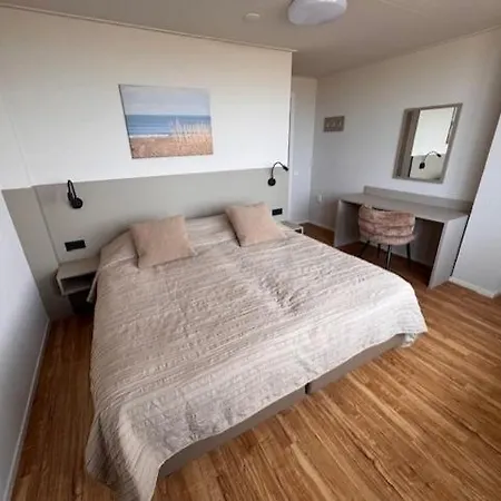 Zeezicht - 1 Lejlighed *